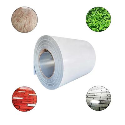 PPGI / PPGL Drukowane cewki z blachy stalowej Długość 0,13 mm-0,7 mm Grubość