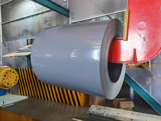 Wyprodukujący wytrzymałe kolorowo powlekane cewki aluminiowe o wytrzymałości na rozciąganie 150-550Mpa